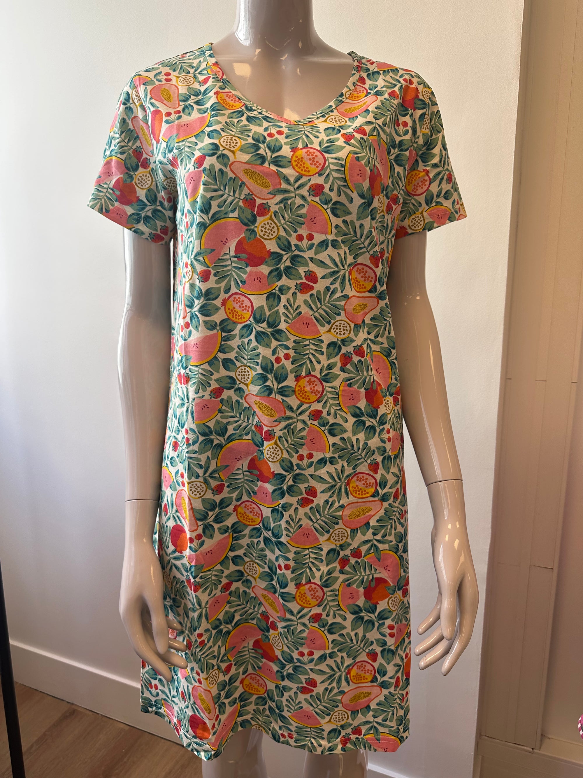 Chemise de nuit exotique