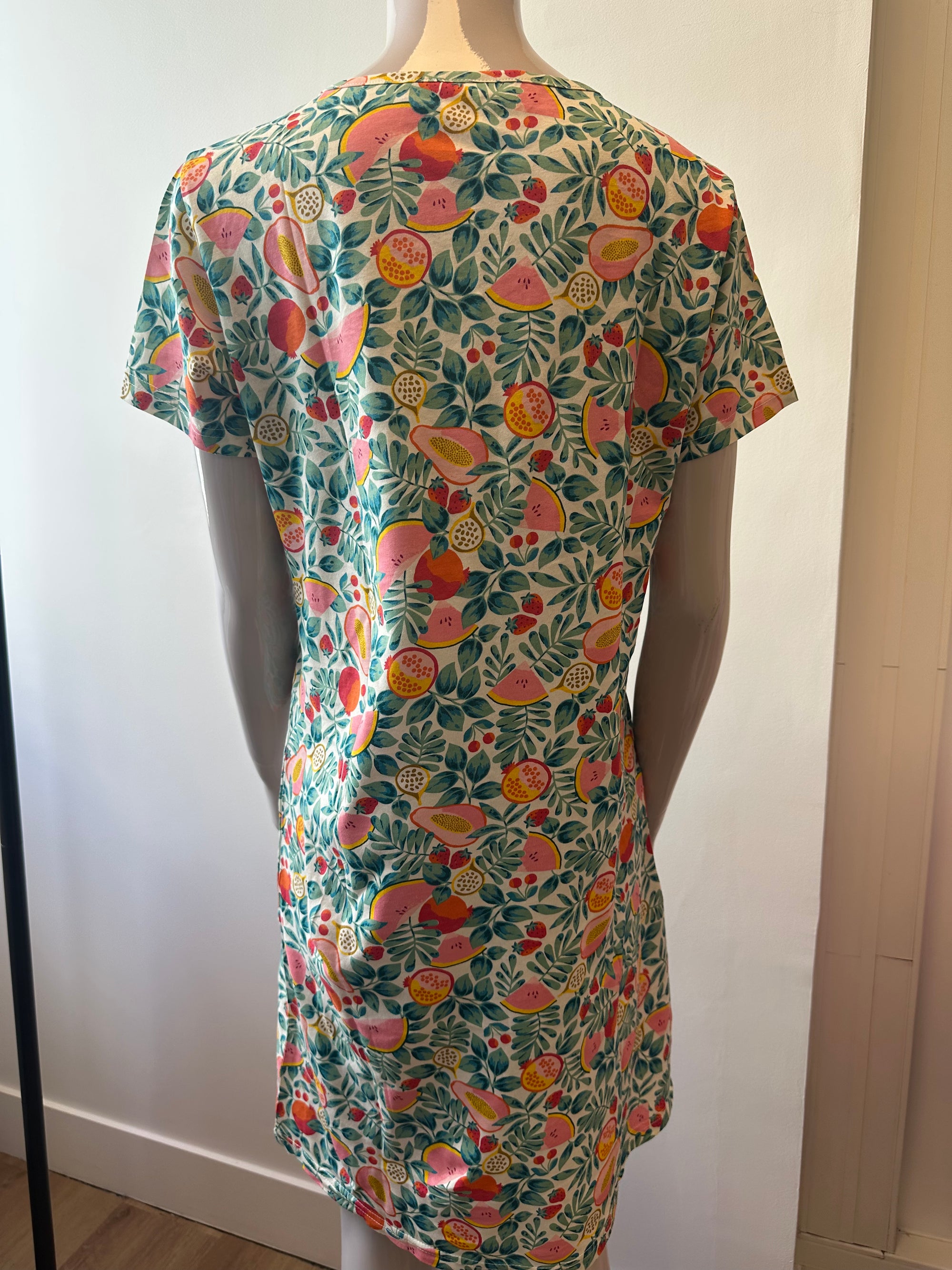 Chemise de nuit exotique