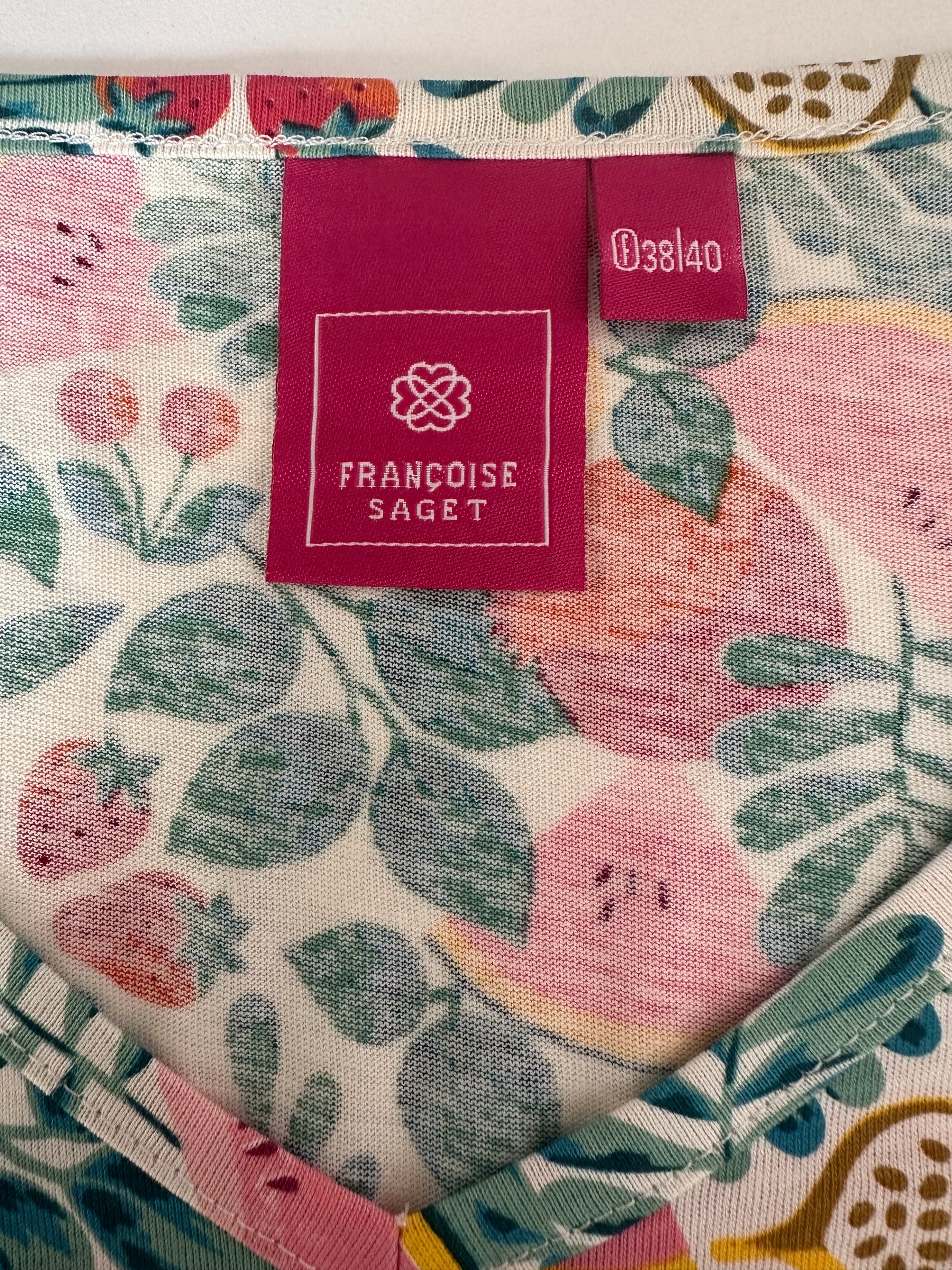 Chemise de nuit exotique