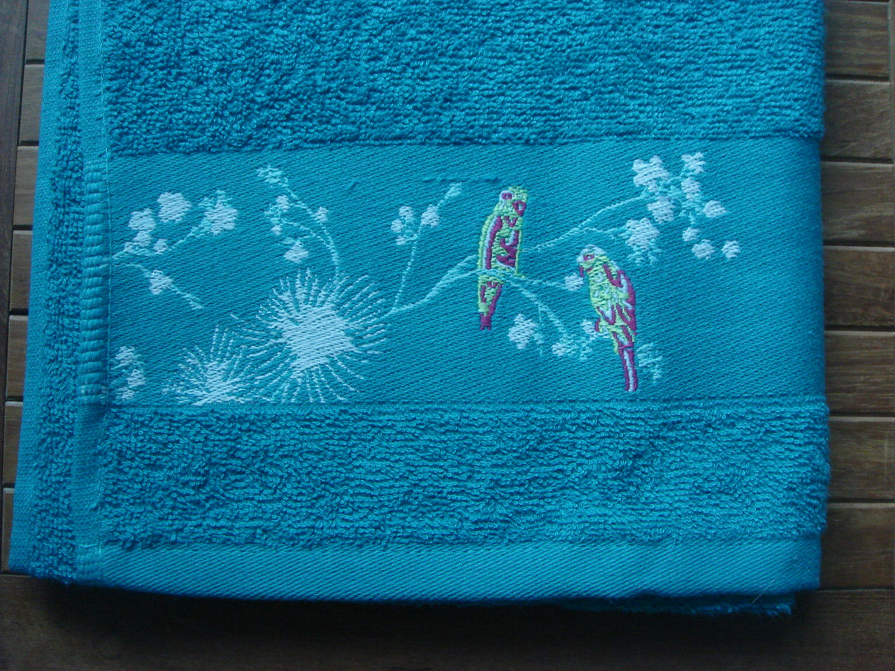 Serviette de toilette motif oiseaux
