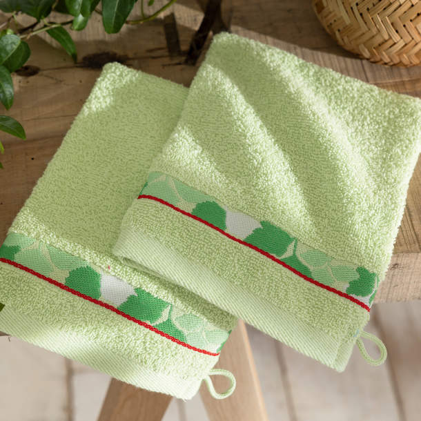 2 gants de toilette verts Lièvres au pays des merveilles