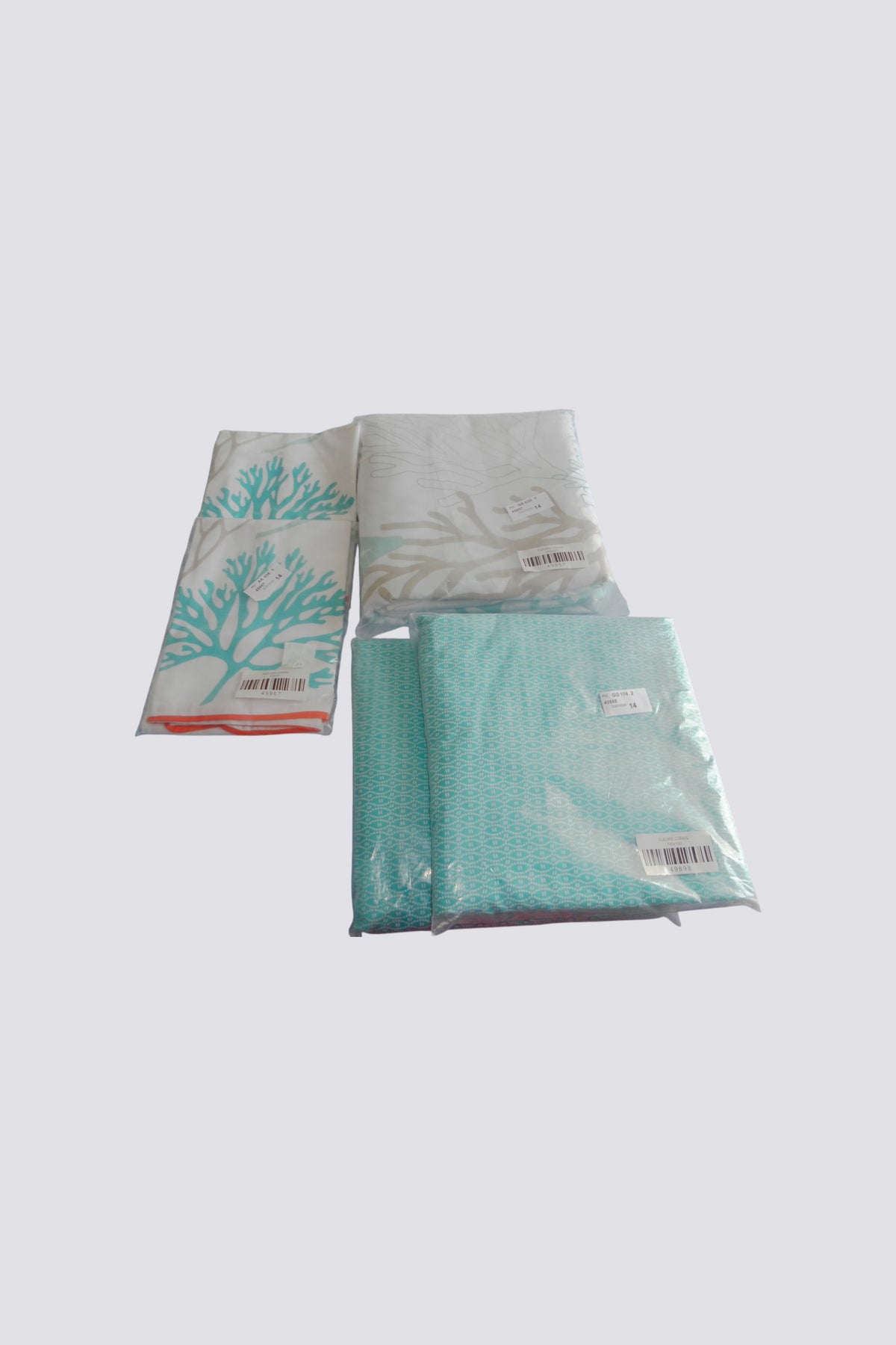 NEUVE - PARURE FLEUR CORAIL 4 PIECES