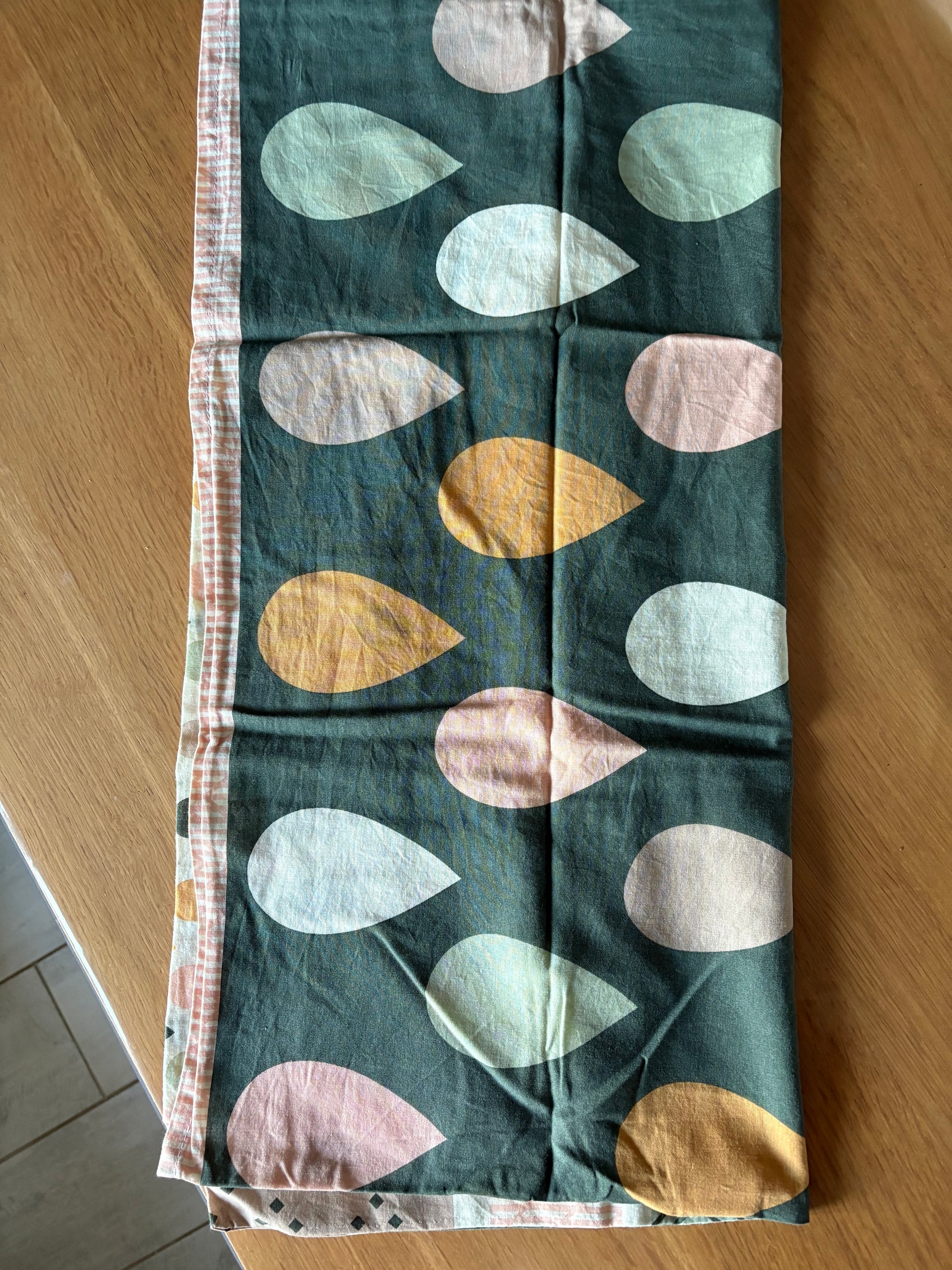 Parure motif graphique