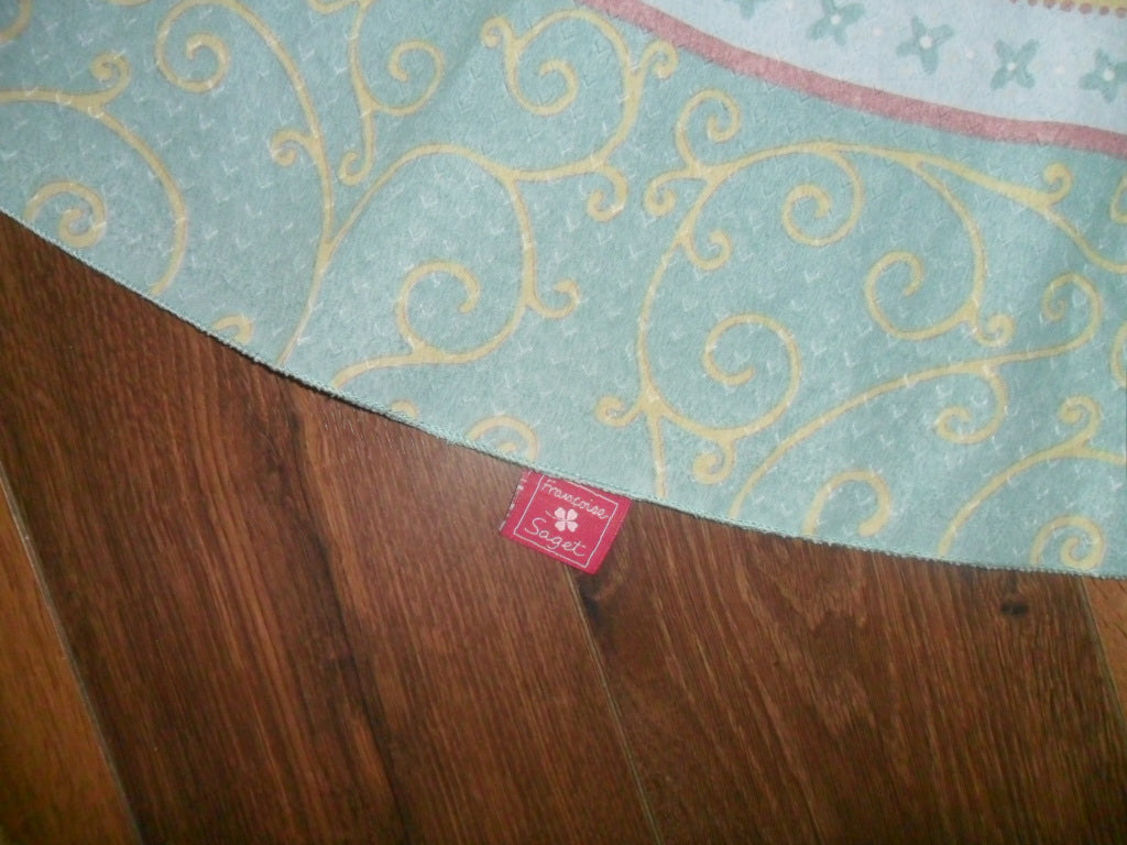 nappe ronde 180 cm, coloris estival, bon état