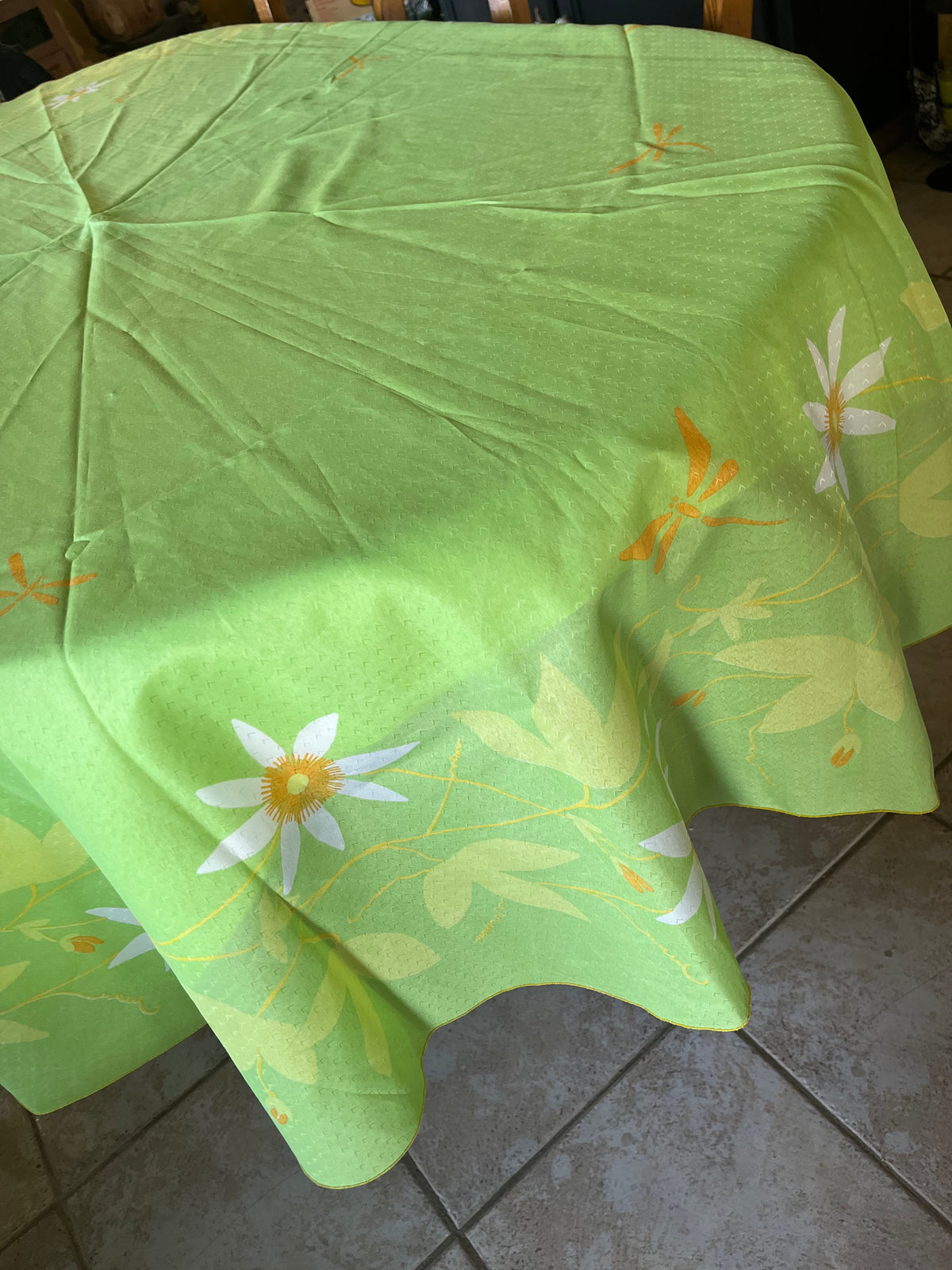 nappe ovale