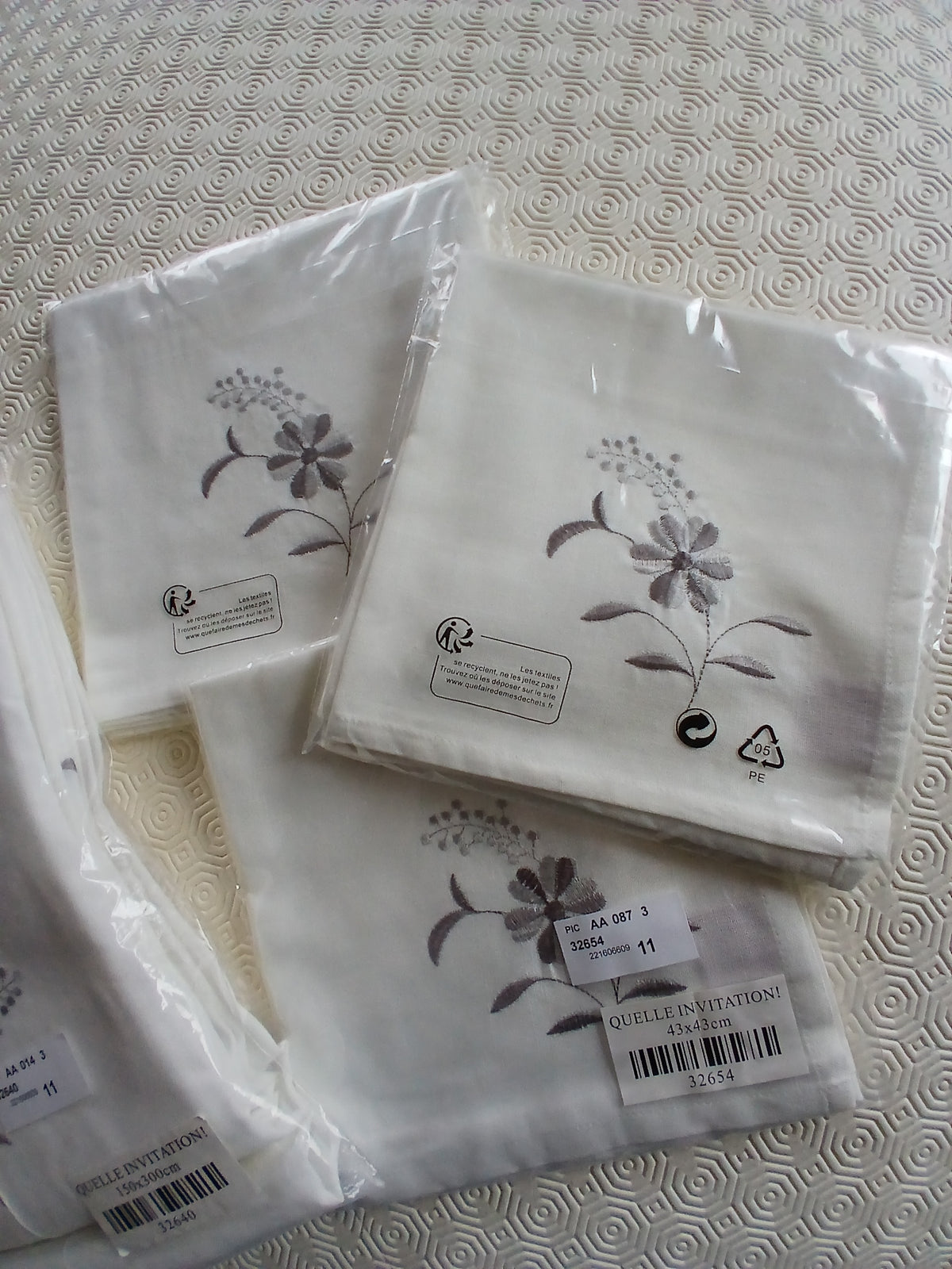 3 lots de 2 serviettes ”Quelle invitation”