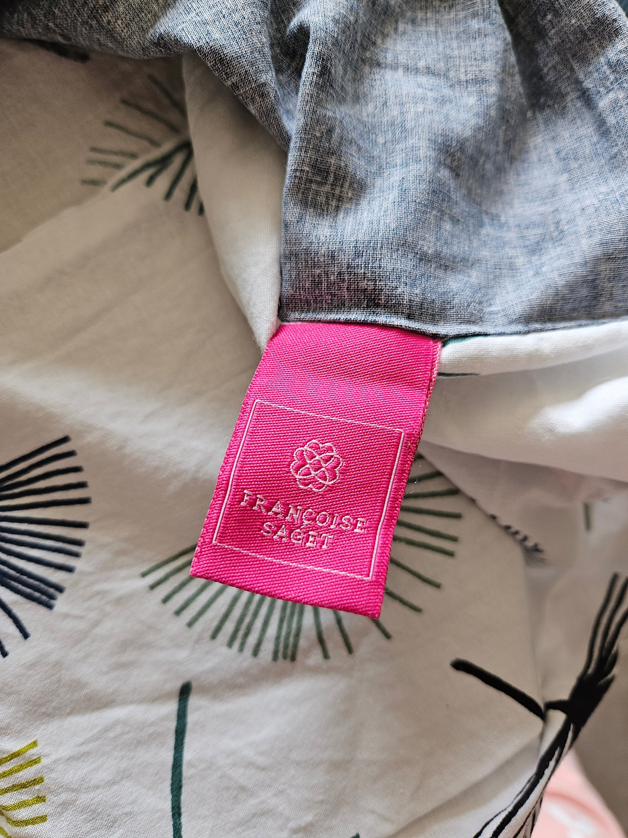 Parure Eclat de rire (drap plat+housse de couette+2 taies d'oreillers)