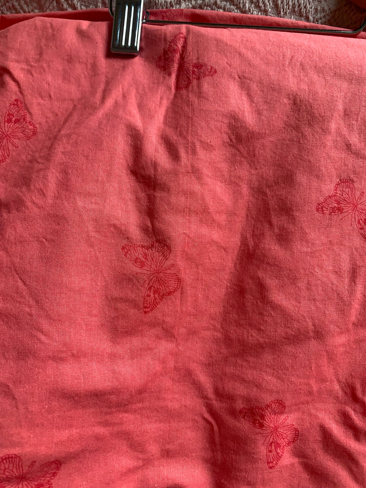 Drap housse orange imprimée papillon