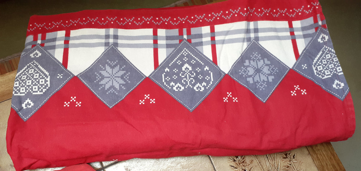 Drap Flanelle de coton motifs ornementaux très chaud grand modèle 270X300 cm et ses 2 taies d'oreiller 63X63 cm