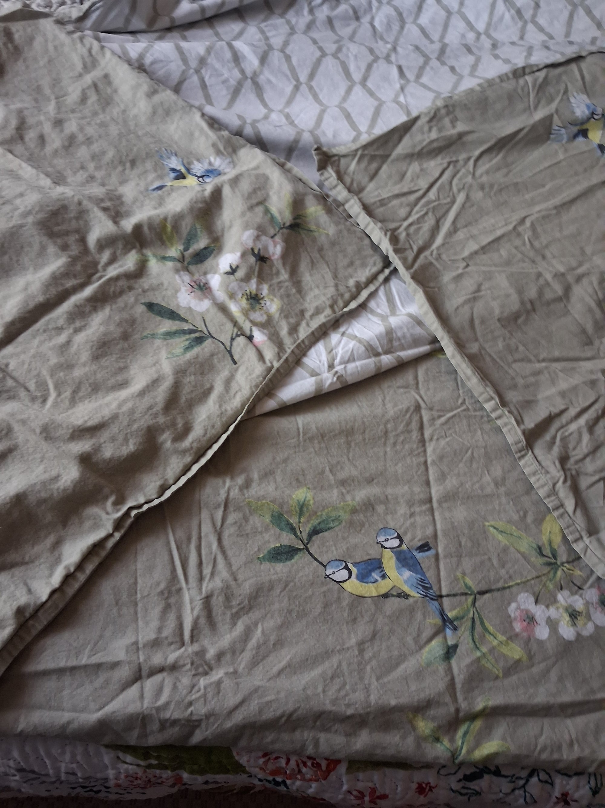 Housse de couette et ses deux housses d oreiller