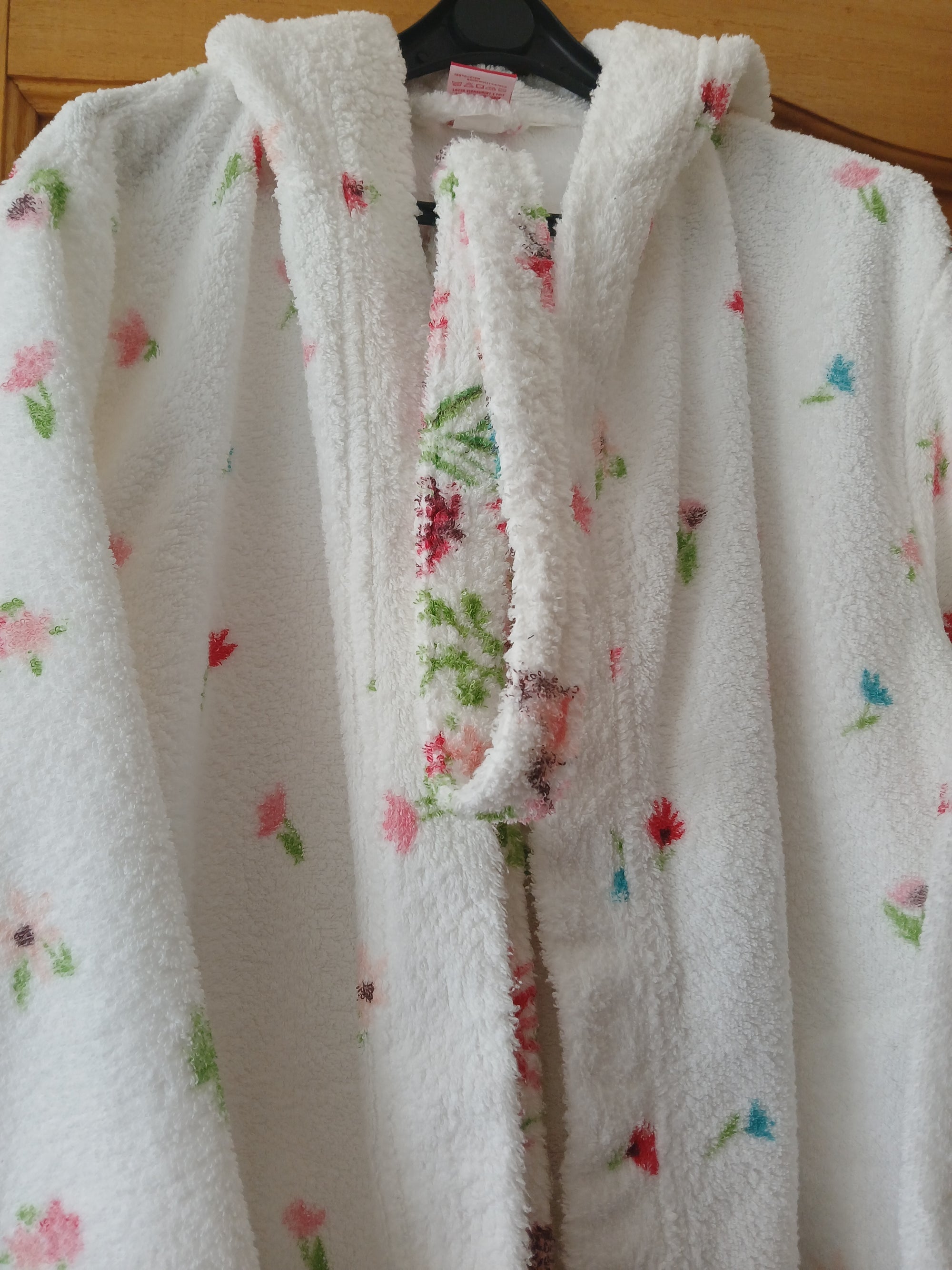 Peignoir imprimé avec capuche