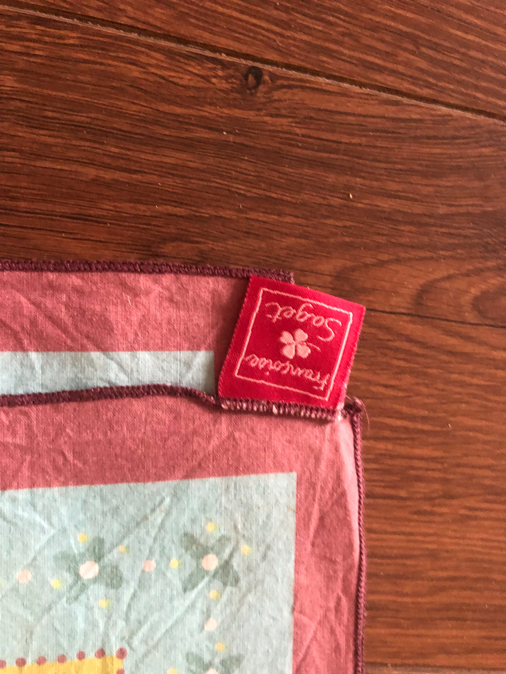 4 serviettes de table colorées en coton, état neuf