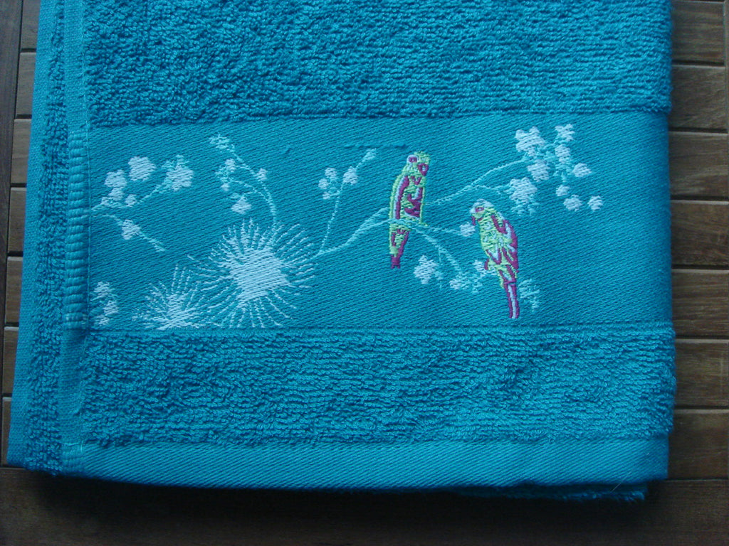 Serviette de toilette motif oiseaux
