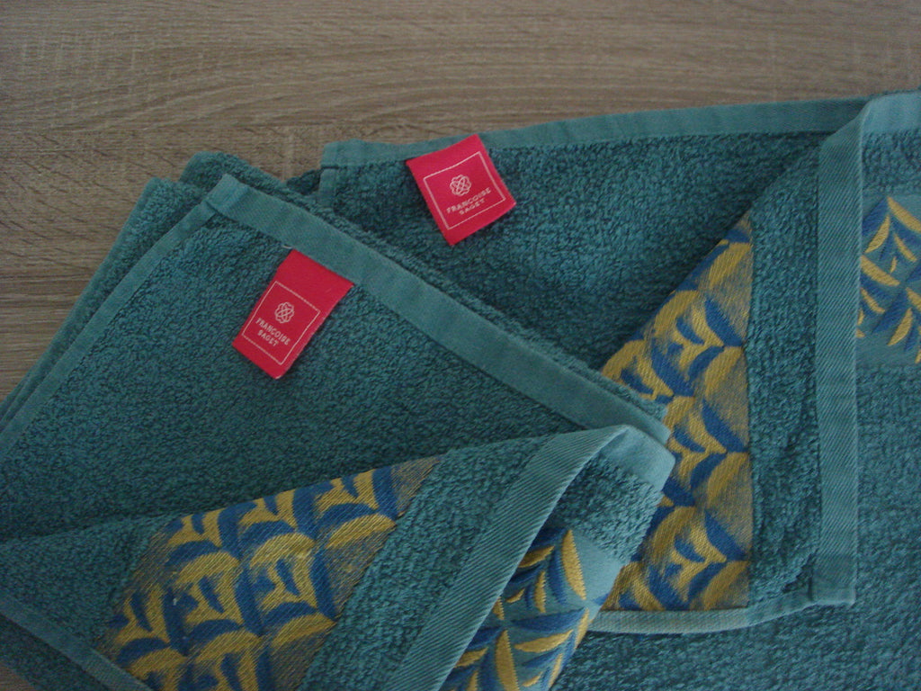 Ensemble linge de bain  motif feuillage
