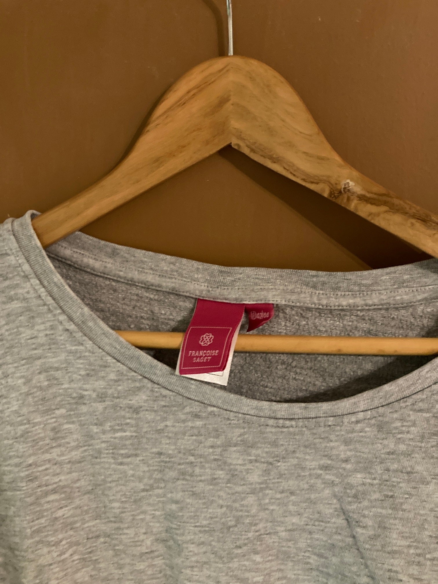 Ensemble robe grise-pantalon rose Joli porte bonheur