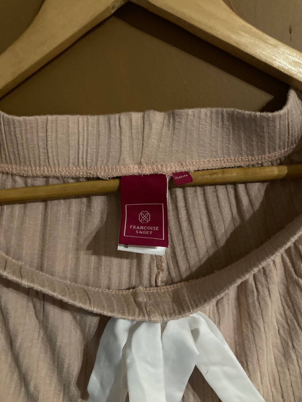 Ensemble Gilet tricot-pantalon fluide viscose  rose poudré