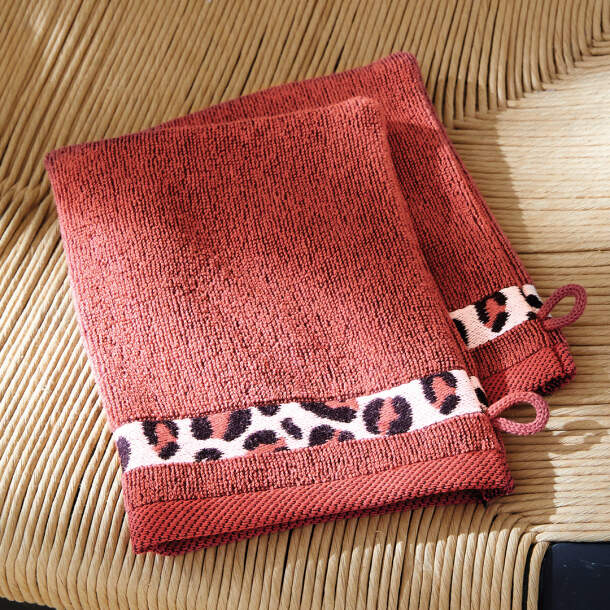 2 gants de toilette Au pied du Kilimandjaro