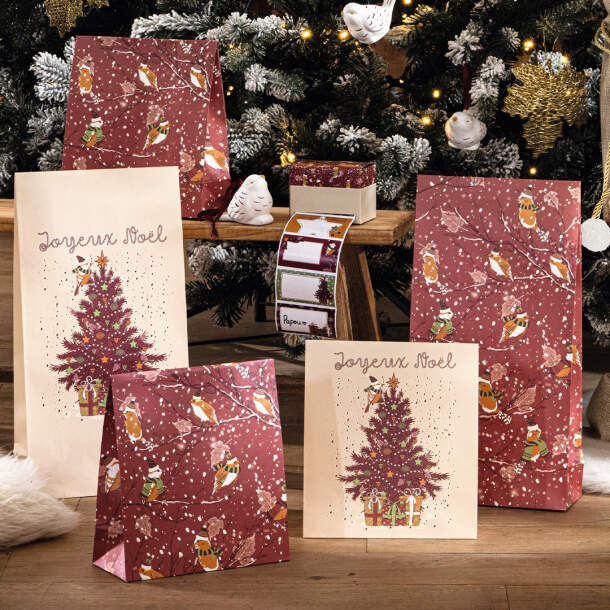 10 pochettes en papier Autour du sapin