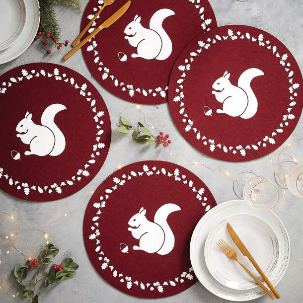 4 sets de table Baies et noisettes