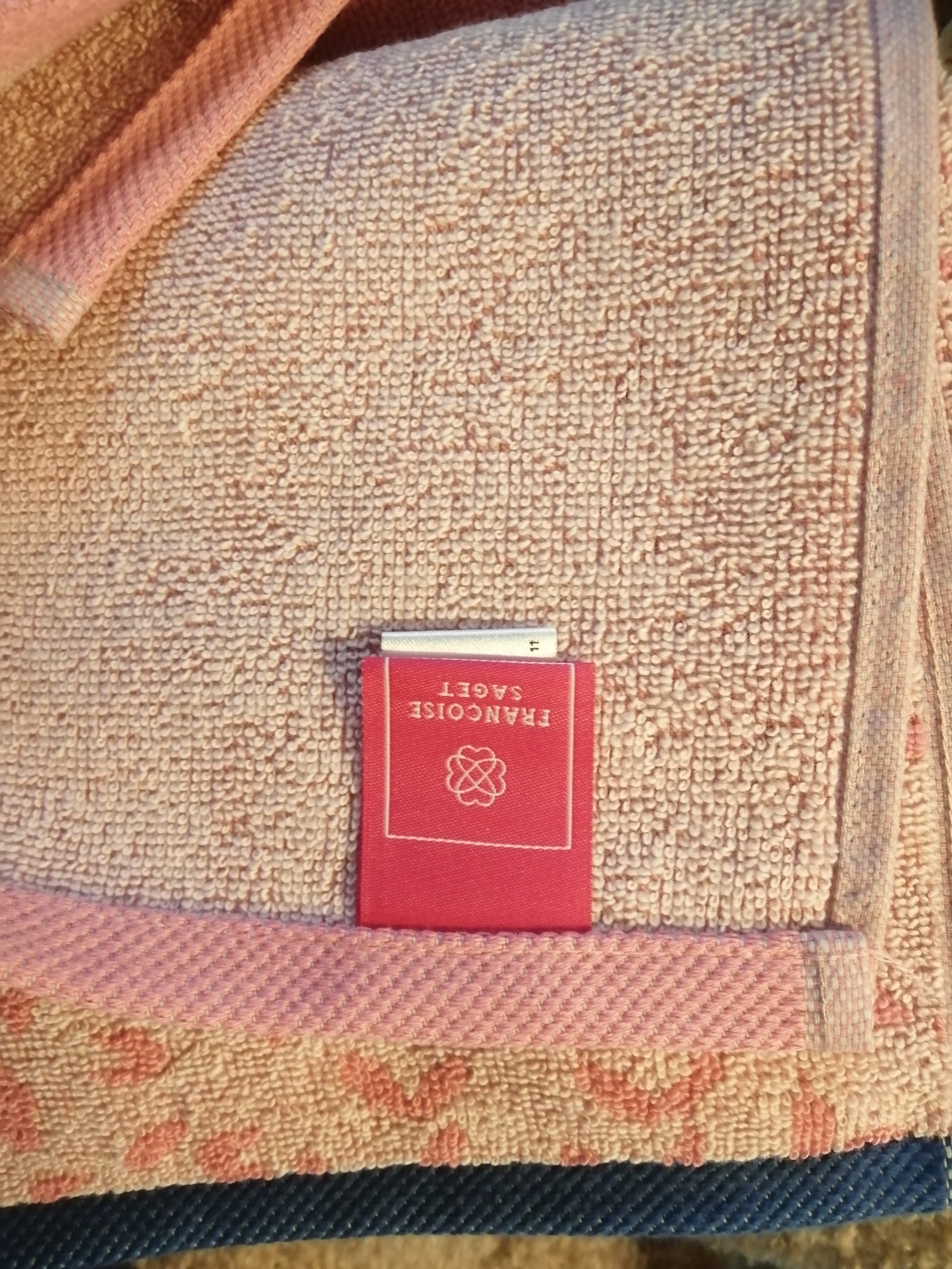 SERVIETTE DE TOILETTE