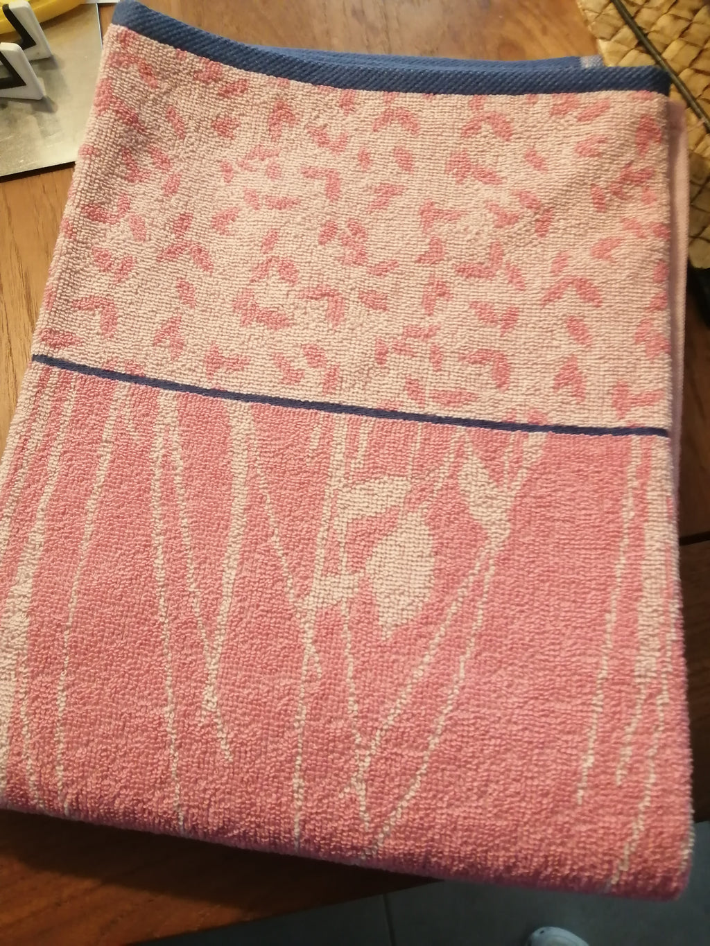 SERVIETTE DE TOILETTE