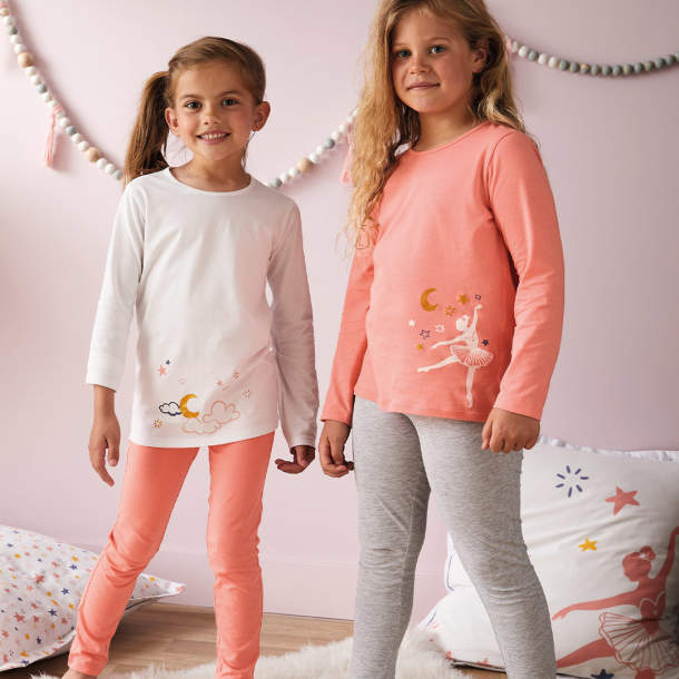 2 pyjamas Les étoiles de Lola