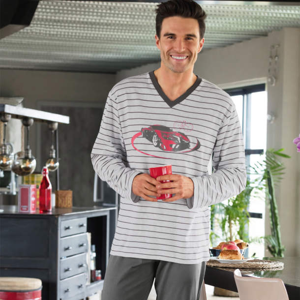 Pyjama homme Record de vitesse