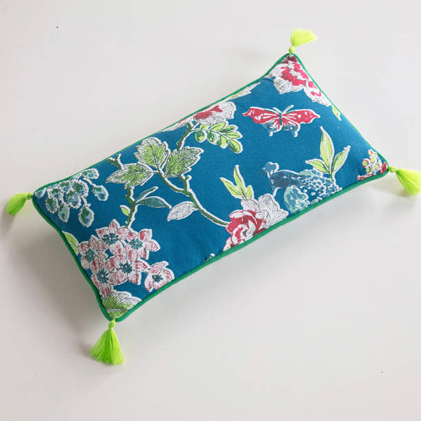 Coussin Un oiseau sur la branche